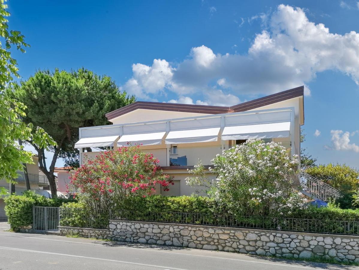 Sea Holidays Apartment Marina di Pietrasanta Exterior foto